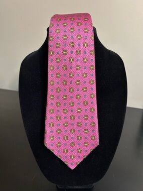 Kiton Pink 100% Silk Tie with Brown Floral Medallions Like New